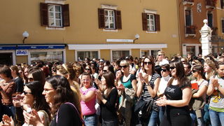 Image 1173385 (auto) Image 1173385 (auto)