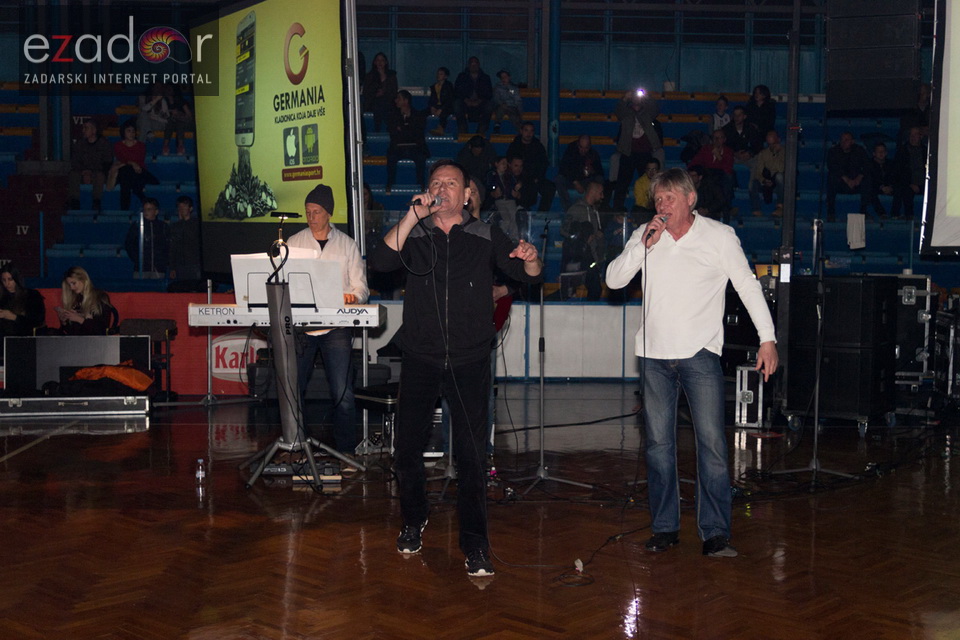 Humanitarno gledanje utakmice Zadar-Cibona u Jazinama Humanitarno gledanje utakmice Zadar-Cibona u Jazinama