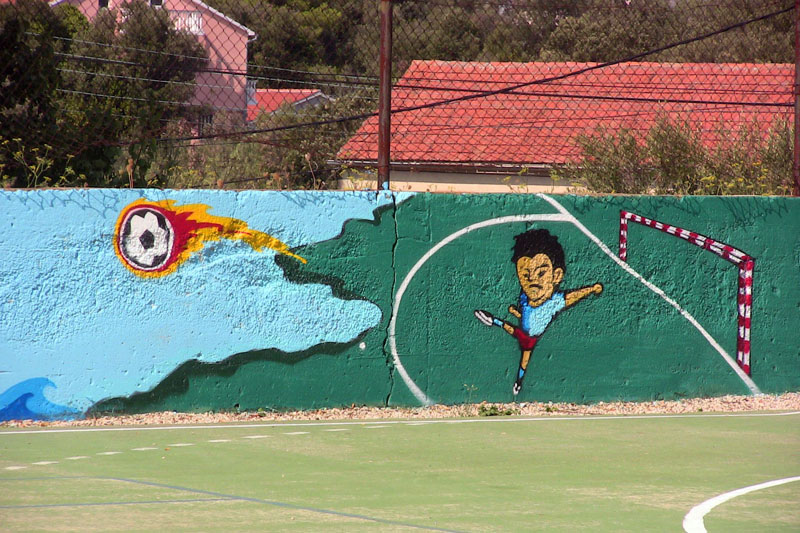 Nogometno igralište u Kukljici – prije i poslije