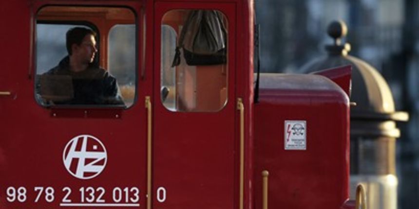 Strojovođa (Foto: Elvir Tabaković/CROPIX) Strojovođa (Foto: Elvir Tabaković/CROPIX)