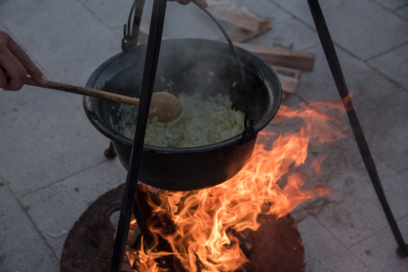 11. Gastol stol na biogradskoj rivi. Foto: Vinko Pešić 11. Gastol stol na biogradskoj rivi. Foto: Vinko Pešić