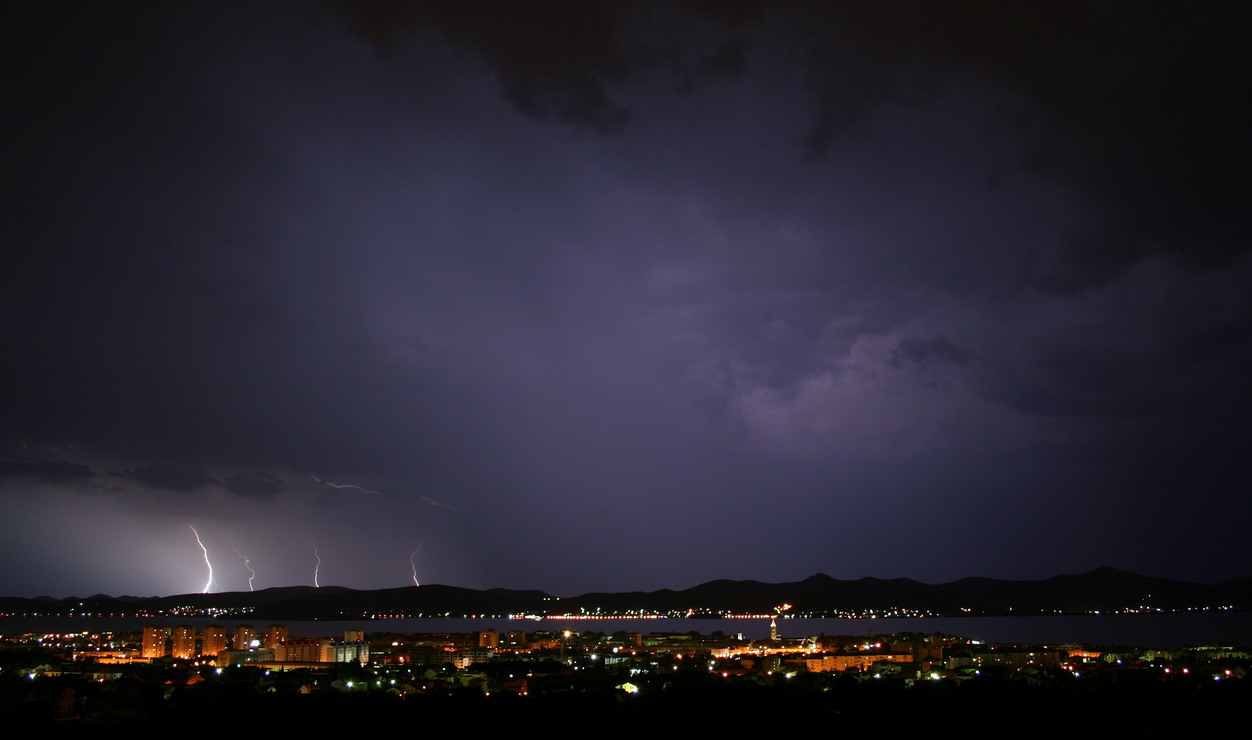 Image 1207465 (auto)