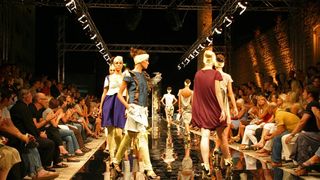 Image 1174671 (auto)