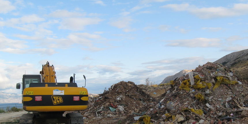 Kolan – sanacija odlagališta (foto: J.Portada) Kolan – sanacija odlagališta (foto: J.Portada)