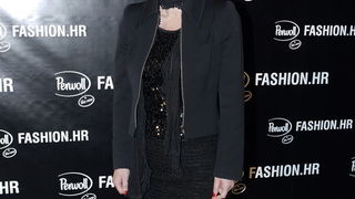 Zagreb, 150313.
Zagrebacki Velesajam.
Odrzana je treca vecer revije Perwoll Fashion.hr na kojoj su svoje kreacije predstavili Martina Felja, Morana Krklec, Young at Squat, Marina Design i Envy Room.
Na fotografiji: Senka Bulic.
Foto: Marko Todorov / CRO Zagreb, 150313.
Zagrebacki Velesajam.
Odrzana je treca vecer revije Perwoll Fashion.hr na kojoj su svoje kreacije predstavili Martina Felja, Morana Krklec, Young at Squat, Marina Design i Envy Room.
Na fotografiji: Senka Bulic.
Foto: Marko Todorov / CRO