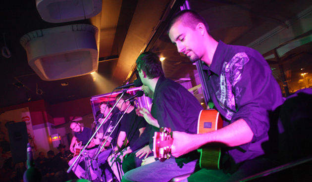 Klapa Libar u Maraschino baru 29. listopada 2009.