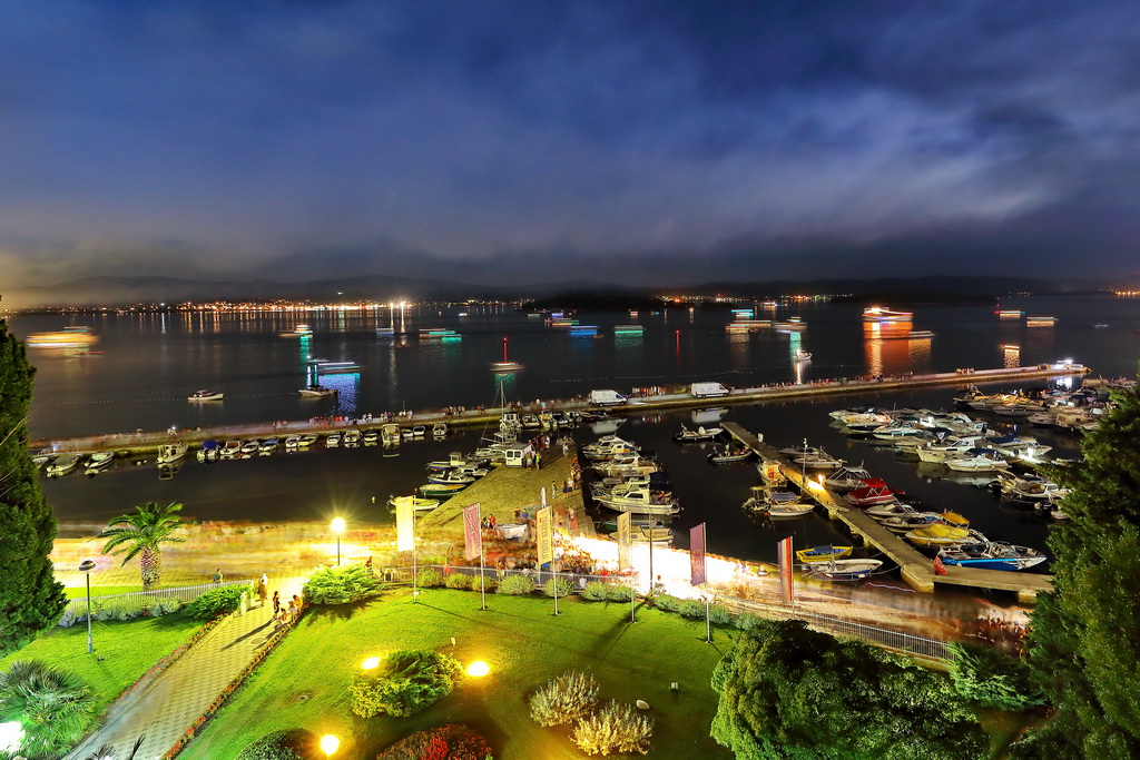 Biogradska noć 2017: Spektakularni vatromet Biogradska noć 2017: Spektakularni vatromet