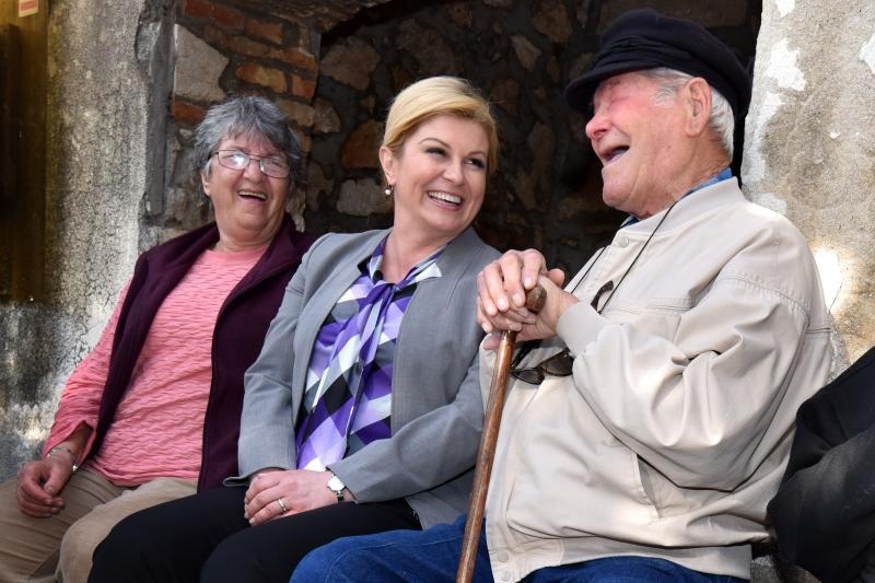 Predsjednica Grabar Kitarović u posjeti Olibu. Foto: Dino Stanin/PIXSELL