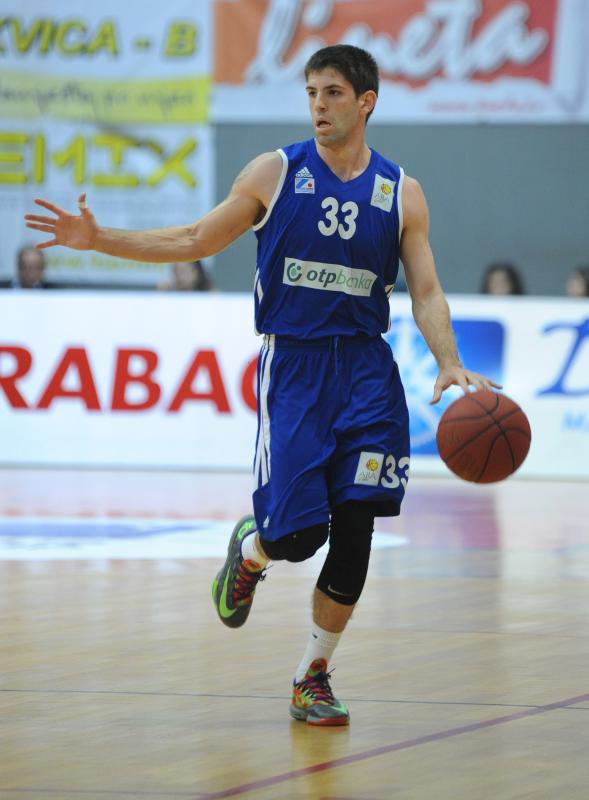 A-1 kosarkaska liga za prvaka. 11.kolo. GKK SIbenik-Zadar 71-63. Photo: Hrvoje Jelavic/PIXSELL A-1 kosarkaska liga za prvaka. 11.kolo. GKK SIbenik-Zadar 71-63. Photo: Hrvoje Jelavic/PIXSELL