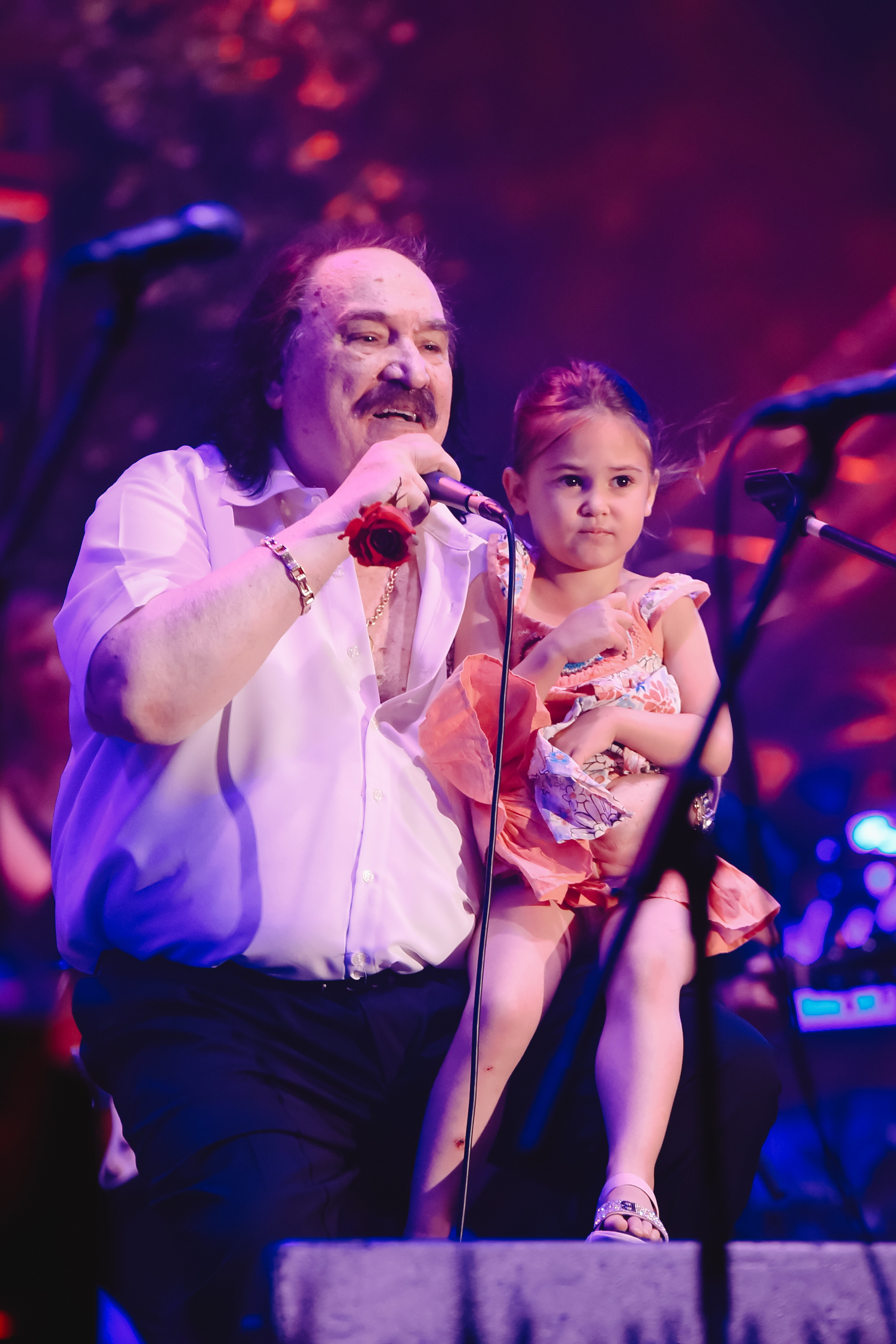 Stari Plac: Mišo Kovač i prijatelji priredili nezaboravan koncert