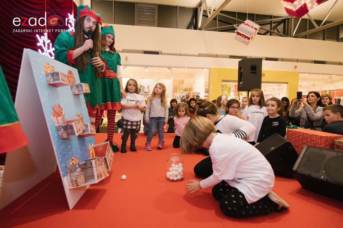 Zimski sportovi s Djedom Božićnjakom Zimski sportovi s Djedom Božićnjakom