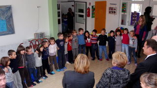 Dječji vrtić Ciciban uputio Sunčevu čestitku svome gradu Dječji vrtić Ciciban uputio Sunčevu čestitku svome gradu