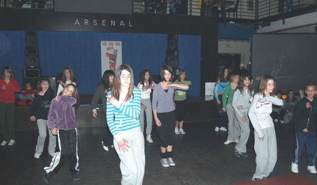 OLYMPUS DIGITAL CAMERA