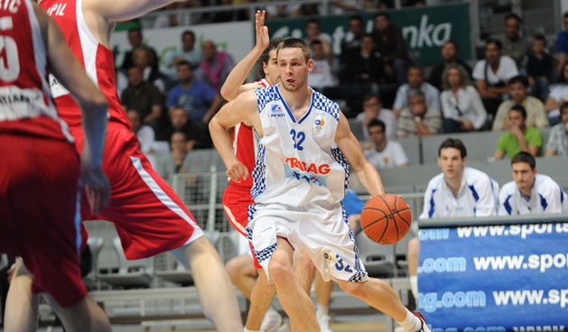 Zadar, 250510. Dvorana Kresimira Cosica, treca polufinalna utakmica izmedju Zadra i Cedevite. Na fotografiji: Marko Car igrac Zadra u napadu Foto: Andrija Lucic / CROPIX