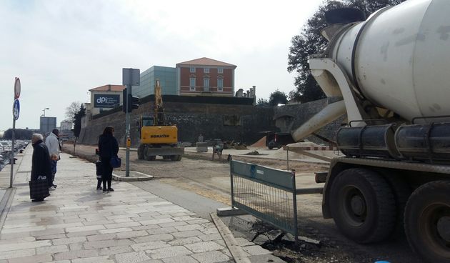 Nova vrata, bager, radovi, Liburnska obala