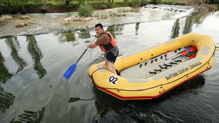 Zadar, Zrmanja, 270413.
Rijeka Zrmanja.
8. hrvatska rafting regata Zrmanja 2013. Organizator regate je Riva rafting centar, putnicka agencija d.o.o.
Na fotografiji: detalj sa regate.
Foto: Jure Miskovic / CROPIX Zadar, Zrmanja, 270413.
Rijeka Zrmanja.
8. hrvatska rafting regata Zrmanja 2013. Organizator regate je Riva rafting centar, putnicka agencija d.o.o.
Na fotografiji: detalj sa regate.
Foto: Jure Miskovic / CROPIX