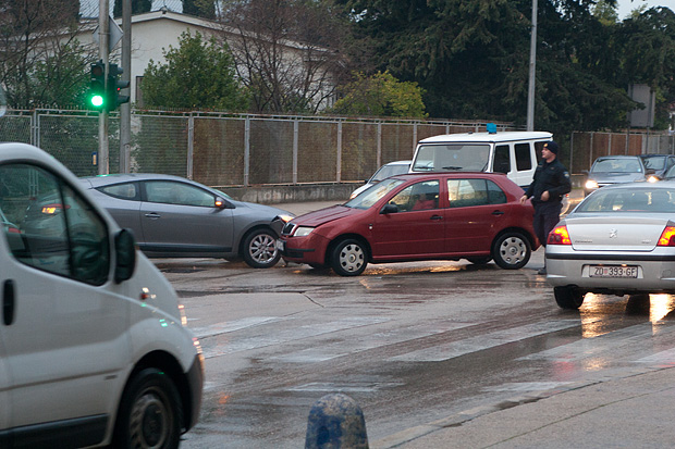 Prometna nesreća na križanju Radićeve i Tuđmanove, Foto: Leo Banić