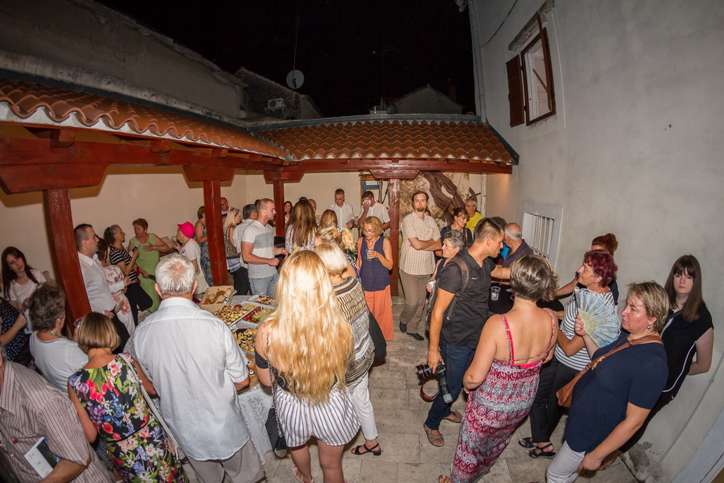 Biograd na Moru: Svečano otvorena izložba fotografija “Velebit” Vinka Pešića Biograd na Moru: Svečano otvorena izložba fotografija “Velebit” Vinka Pešića