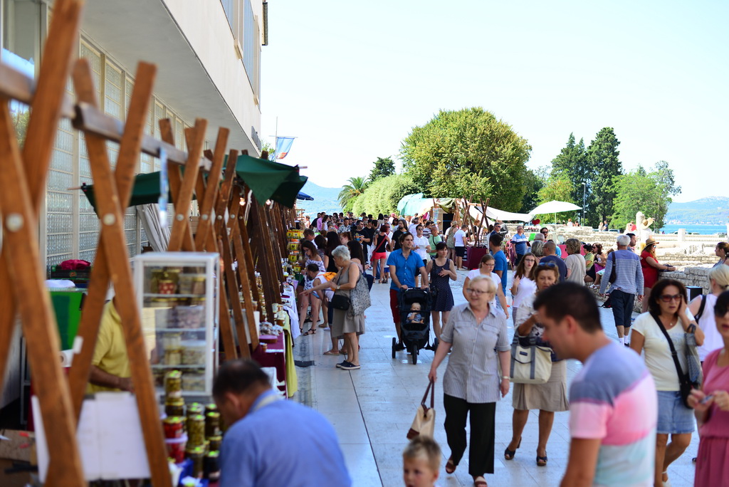 Sajam proizvodi hrvatskog sela na zadarskom Forumu