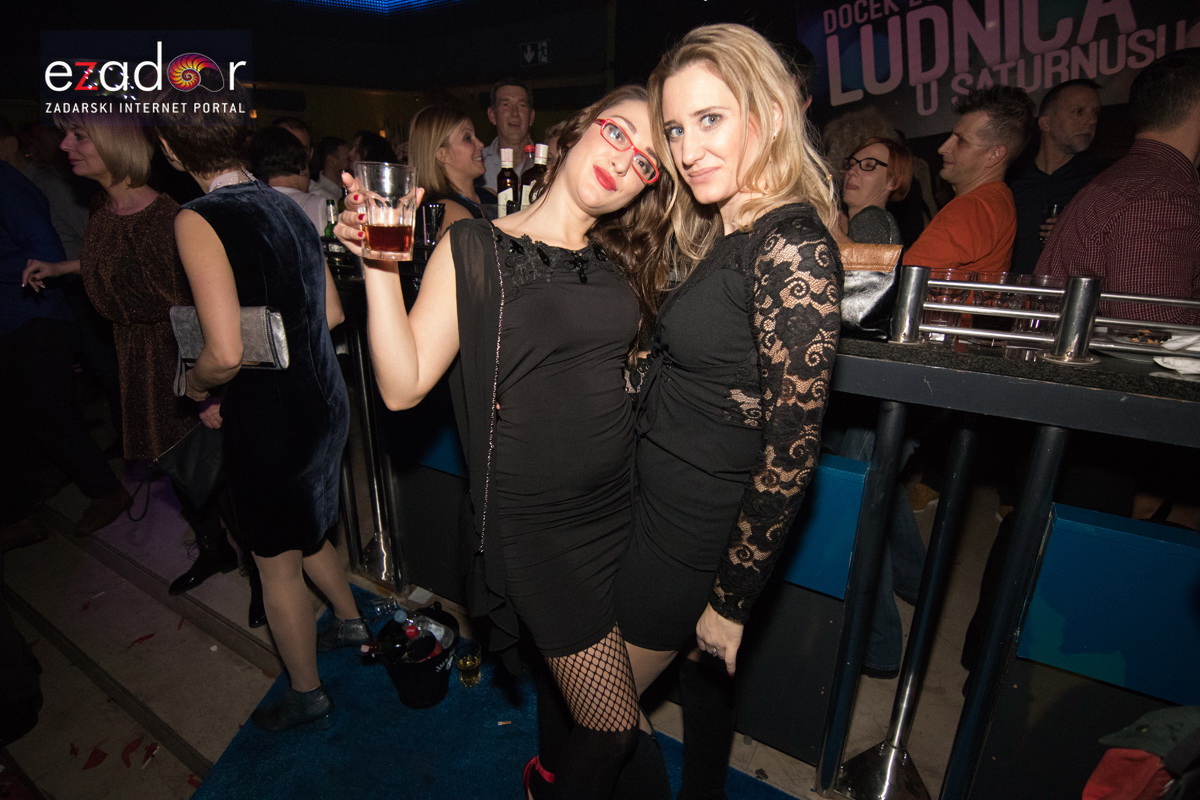 Ludnica u Saturnusu: Najbolji doček u svemiru i šire Ludnica u Saturnusu: Najbolji doček u svemiru i šire