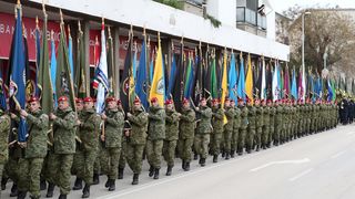 Mimohod pripadnika OSRH i MUP-a s ratnim zastavama povodom 30. obljetnice VRO Maslenica Mimohod pripadnika OSRH i MUP-a s ratnim zastavama povodom 30. obljetnice VRO Maslenica