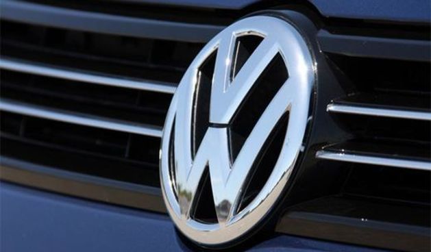 Volkswagen logo / inautonews.com