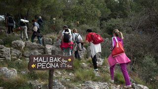 Drugi Planinarski pohod “Hajdemo do Vrane” 2. travnja 2016. Foto: Vinko Pešić