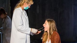 predstava Kazališta Ulysses i MESS Sarajevo u koprodukciji s Narodnim pozorištem Sarajevo izvedena na Dubrovačkim ljetnim igrama