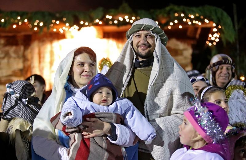Zagreb – Zupa bl. Ivana Merza u sklopu zivih jaslica na krizanju Zagrebacke avenije i Zagrebacke ulice organizirala je “Rodjenje Bozica u Spanskom”, scenski prikaz Isusova rodjenja. Photo: Igor Kralj/PIXSELL