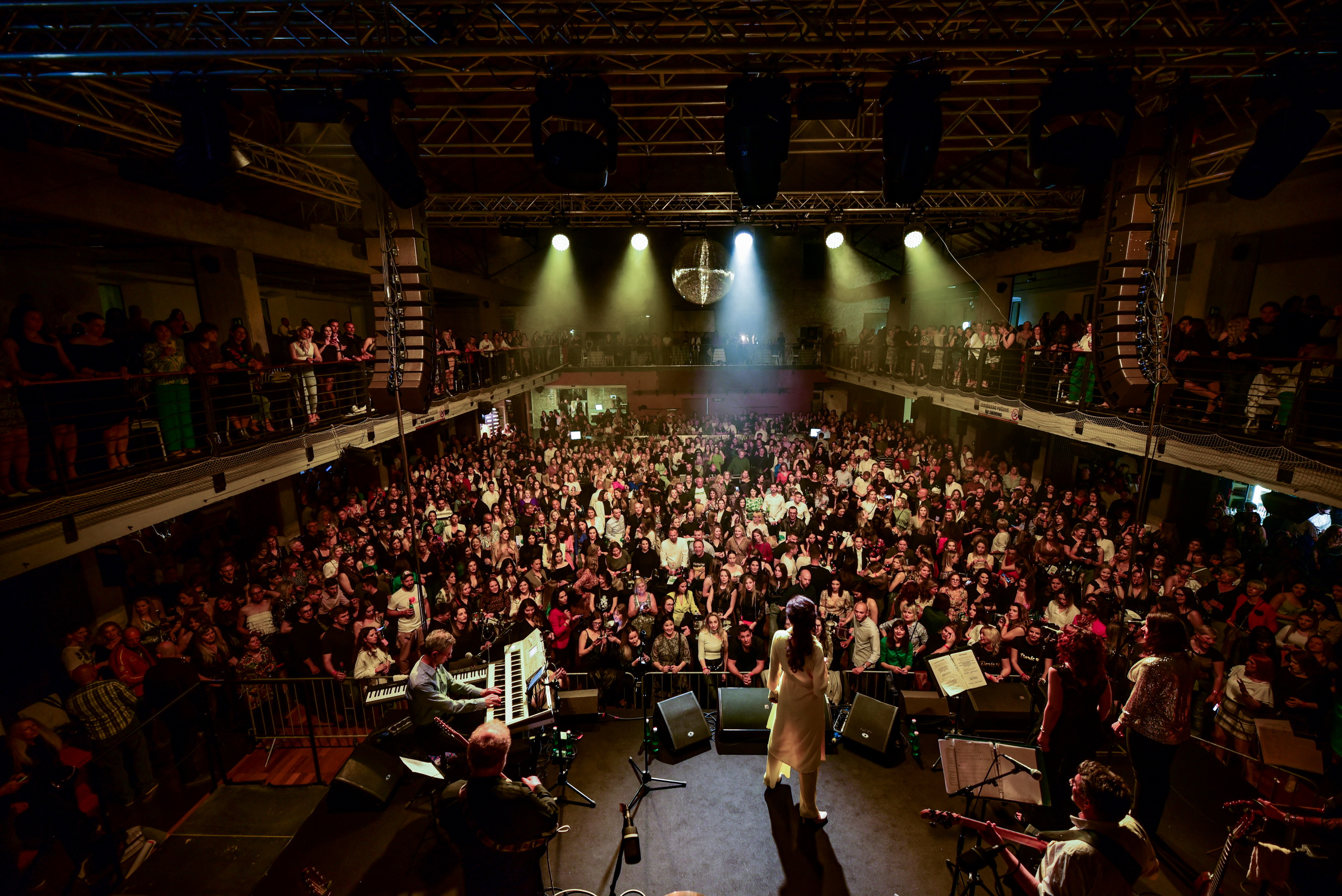 Doris Dragović sinoćnjim koncertom oduševila je Arsenalovu publiku