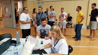 U organizaciji sekcije HZSN Zadar u dvorani 1 SC Višnjik održana je akcija dobrovoljnog darivanja krvi na kojoj je prikupljeno 25 doza tekućine koja život znači. Foto: Mladen Malik