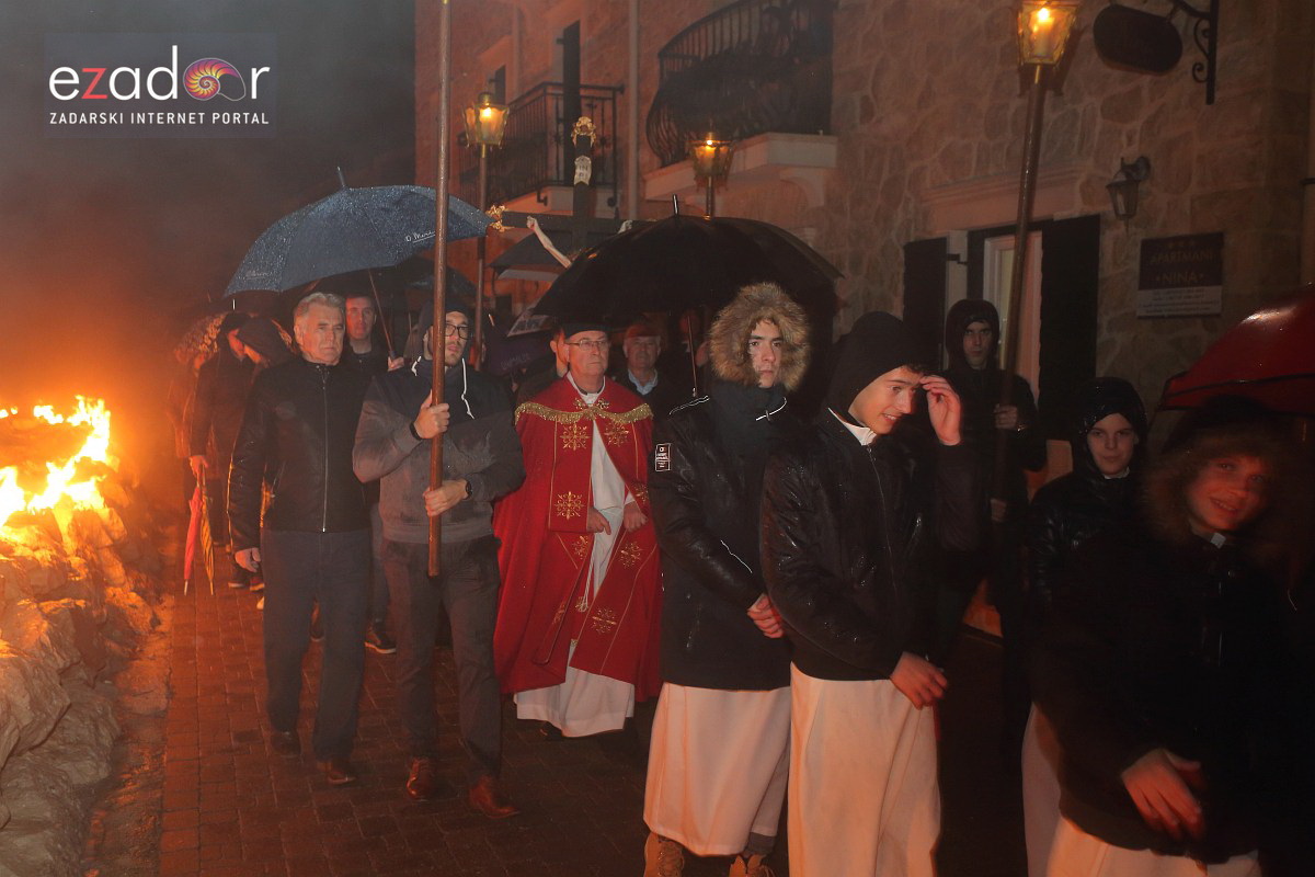 Bibinje: Tradicionalna procesija s Križem na Veliki Petak