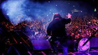 Mišo Kovač i prijatelji na Starom placu u Splitu Mišo Kovač i prijatelji na Starom placu u Splitu