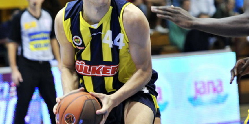 Zagreb, 270911.
SD Trnsko.
Kosarkaska utakmica KK Zagreb – Fenerbahce Ulker.
Na slici: Bojan Bogdanovic.
Foto: Boris Kovacev / CROPIX