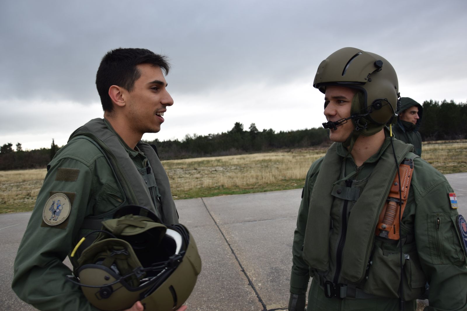 U Zemuniku izvedeni prvi samostalni letovi učenika na helikopterima “Bell-206B” U Zemuniku izvedeni prvi samostalni letovi učenika na helikopterima “Bell-206B”