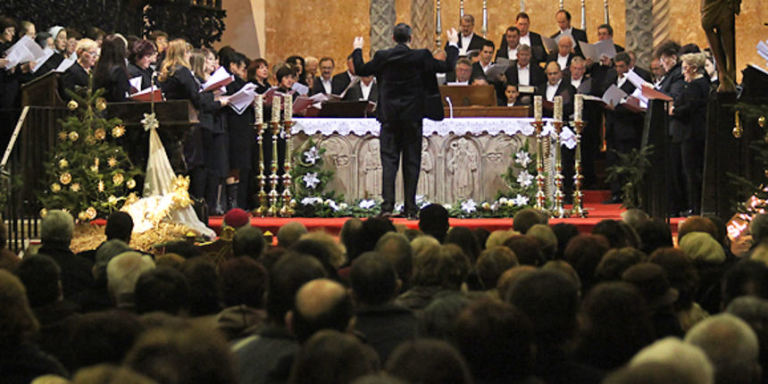 Božićni koncert u katedrali sv. Stošije (foto:Saša Čuka) Božićni koncert u katedrali sv. Stošije (foto:Saša Čuka)