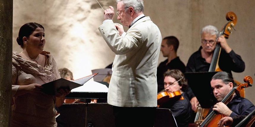 Image 1082115 (auto) Image 1082115 (auto)