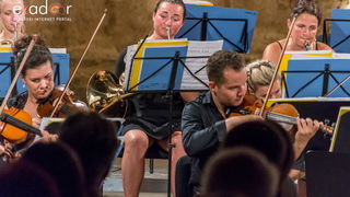 59. Glazbene večeri u sv. Donatu: Orkestar Epoque i gitarist Krešimir Bedek @ Crkva sv. Nikole