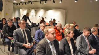 Potpisivanje ugovora u prezentacijskom centru “Podzemni grad Paklenice” NP Paklenica Potpisivanje ugovora u prezentacijskom centru “Podzemni grad Paklenice” NP Paklenica