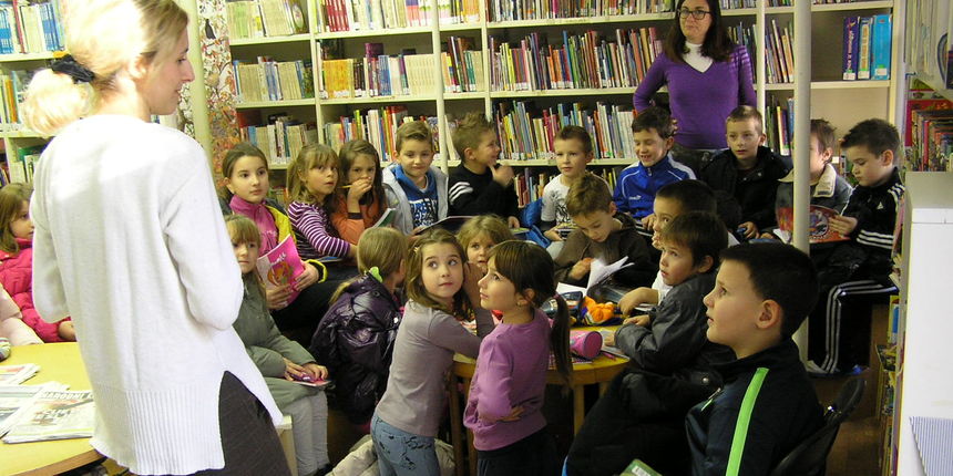 OLYMPUS DIGITAL CAMERA OLYMPUS DIGITAL CAMERA