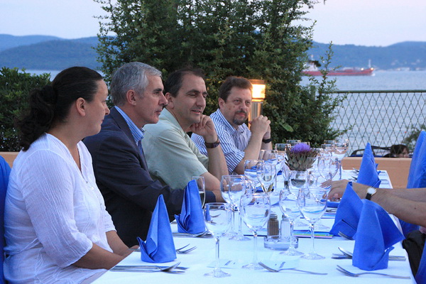 Humaitarna vecera uz aukciju slika HKD “Napredak” u hotelu Kolovare