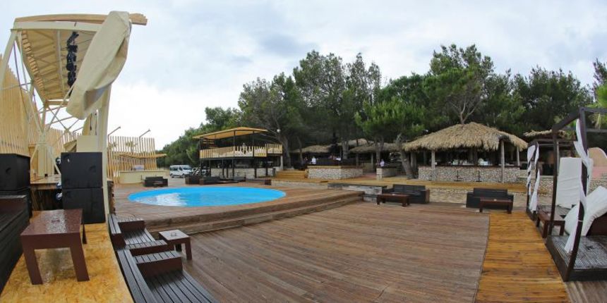 Pag, Zrce – Klub Kalypso na popularnoj plazi Zrce sezonu 2014. docekuje u novom ruhu. Photo: Filip Brala/PIXSELL