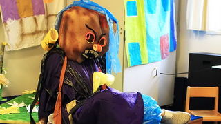 U Gradskoj knjižnici roditelji djece vrtića “Jadran” odigrali su predstavu “Kuća za smeće”, Foto. Roberto Lerga U Gradskoj knjižnici roditelji djece vrtića “Jadran” odigrali su predstavu “Kuća za smeće”, Foto. Roberto Lerga