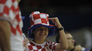 Vrsac, 160112.
Europsko prvenstvo u rukometu u Srbiji.
Prvo kolo, utakmica izmedju Hrvatske i Islanda.
Na slici: Hrvatski navijaci.
Foto: Drazen Aleksic / CROPIX Vrsac, 160112.
Europsko prvenstvo u rukometu u Srbiji.
Prvo kolo, utakmica izmedju Hrvatske i Islanda.
Na slici: Hrvatski navijaci.
Foto: Drazen Aleksic / CROPIX