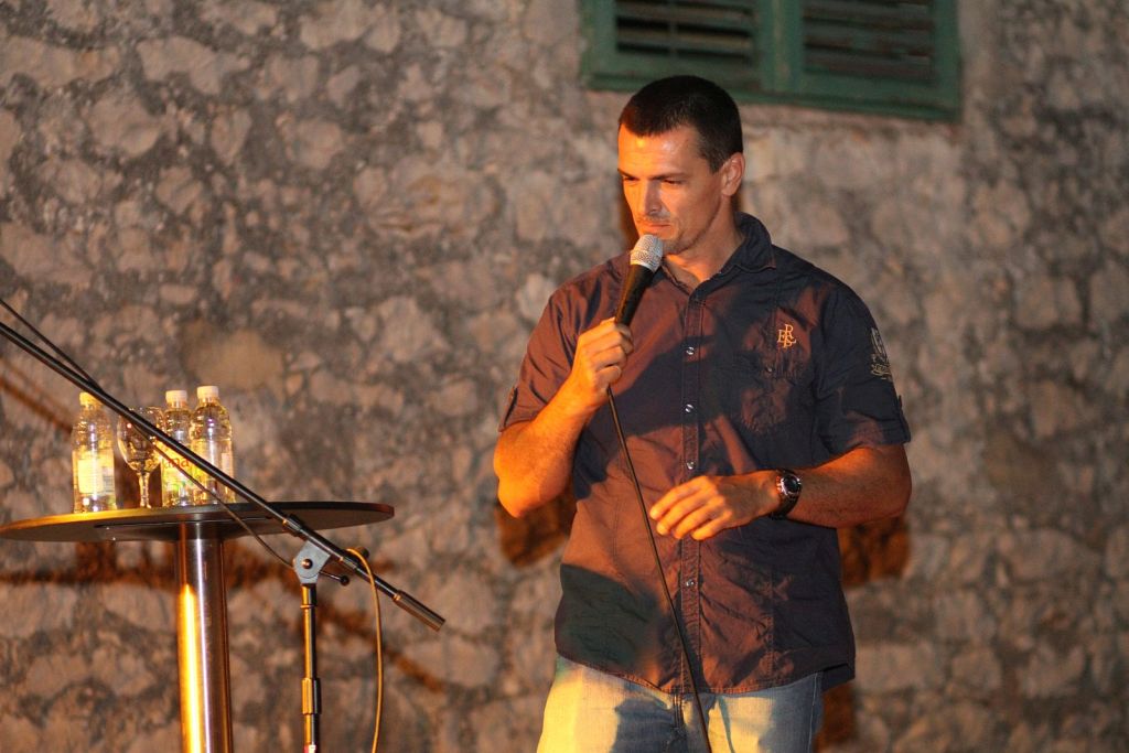 Željko Pervan i društvo nasmijali Bibinjce do suza