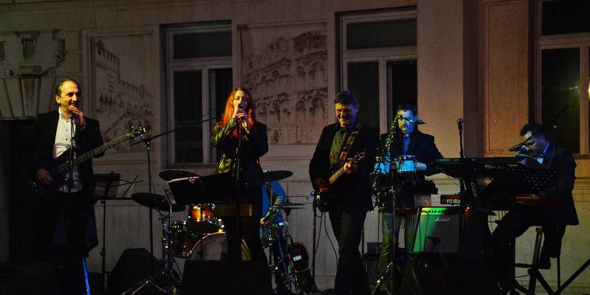FIMBA After party na Narodnom trgu uz bend Songbusters FIMBA After party na Narodnom trgu uz bend Songbusters