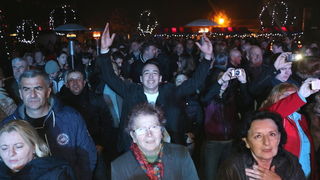 Vir: Božićna fešta uz Dražena Zečića Zeku Vir: Božićna fešta uz Dražena Zečića Zeku