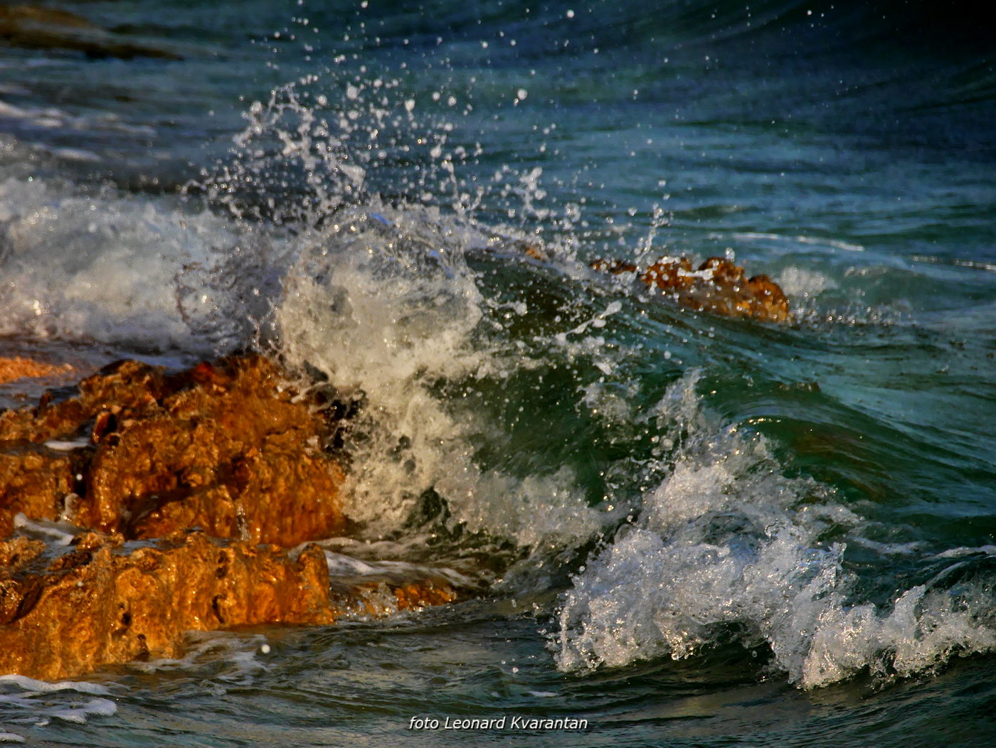 Valovi na Puntamici kroz objektiv Leonarda Kvarantana