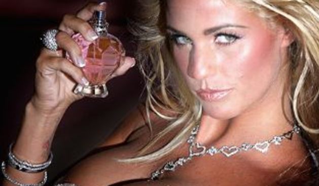 Katie Price (Cromoda.com)