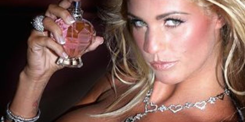 Katie Price (Cromoda.com) Katie Price (Cromoda.com)